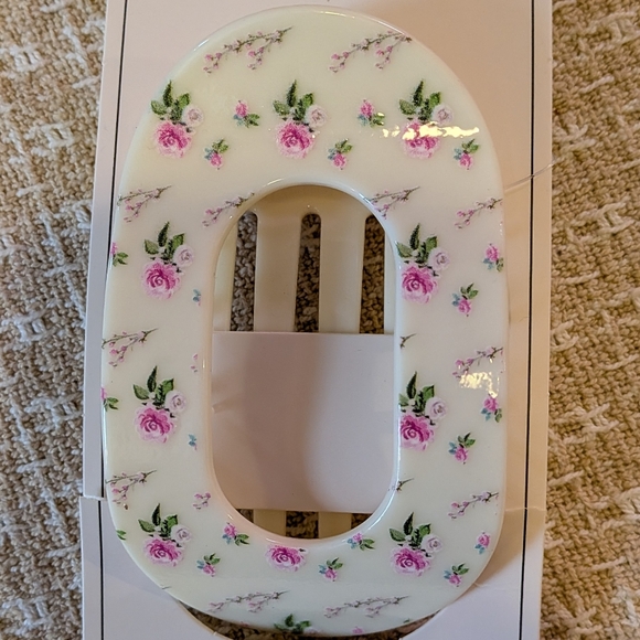 Floral Oval Hair Claw (Pink Rose Print) - Picture 3 of 3